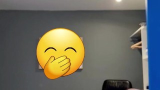 Gape et pets anal pendant que je me gode le cul