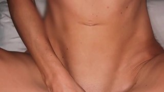 Junges deutsches Paar fickt | POV | 4K