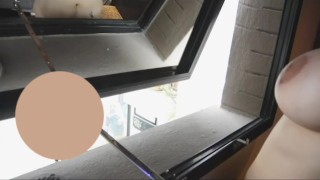 Mi pussy se dilata con el dildo mounstroso