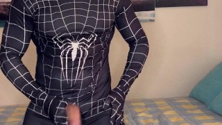 WATCH THIIS🍆💦THIS SPIDERMAN has a BIG CUMMING COCK😱
