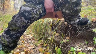 milf sat down to pee in nature