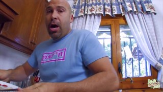 Young Asian vixen likes the feeling of cum on her face