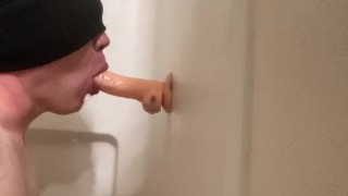 Practicing my blowjob/ deepthroat