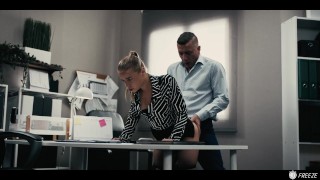 Slutty Blonde Gets Her Dream Interview Boss Freezes Time And Fucks Candidate - Cum In Pussy TRAILER