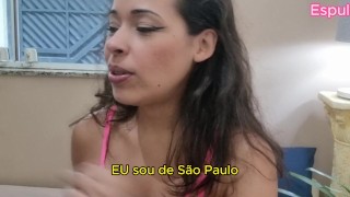bunda enorme rebolando com a calcinha socado no cu