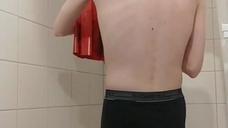 Shining and lubing red latex hooded swing dress and rubber stockings wetsuiterest