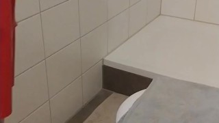 Dressing in red latex hooded swing dress and black rubber stockings wetsuiterest