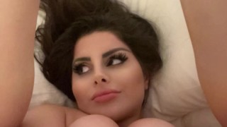 Do you like this color on me?