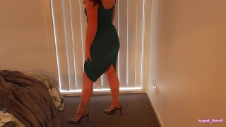 Hot Aussie MILF Striptease and masturbating