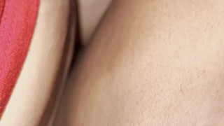 I LOVE EATING PUSSY WHILE IT DRIP