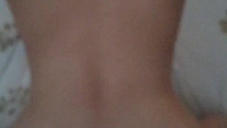 【ハメ撮り】「あぁ、、すごっ❤、おっきいぃ❤❤」可愛すぎる美尻女子〇生とのセックス(素人、個人撮影、スマホ、JD)