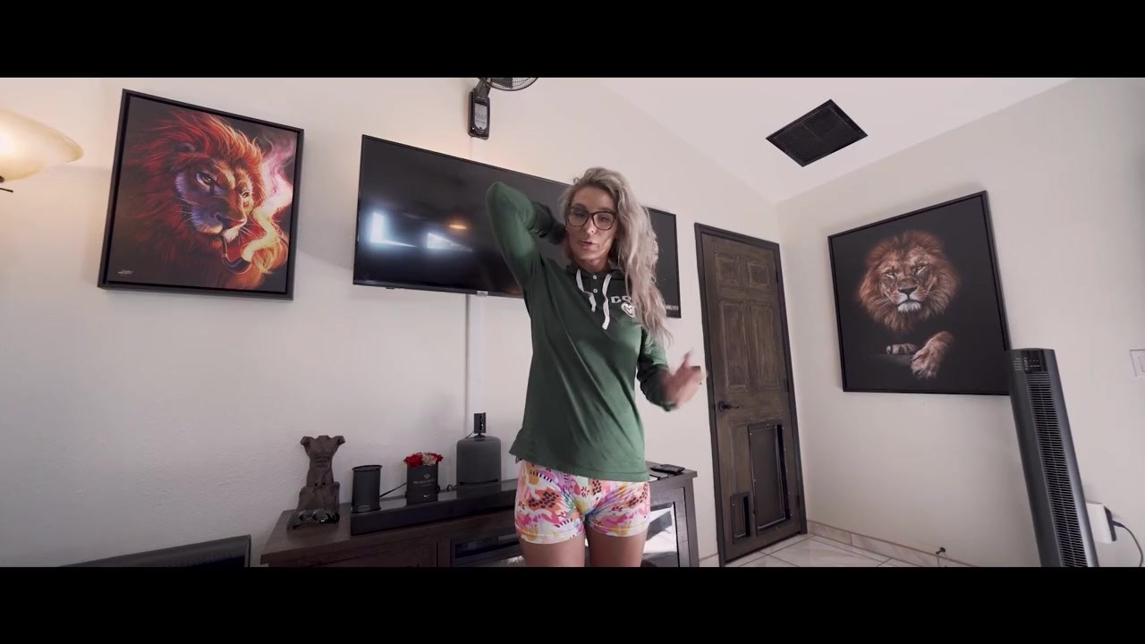 Thumbnail of Stepmom Mandy Rhea pretends to be my girlfriend