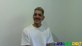 Blue Eyed Australian Gay Beckett Masturbates His Hard Dick