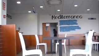 Pornsonick exhibicionista enseña tetitas cuito en aparcamiento