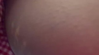 My college roommate got me a butt plug to fuck my tight ass