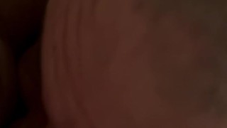 Man eet poesje en komt klaar