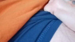 Homme marié se fait sucer avec passion par sa maîtresse et elle avale tout