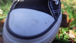 Traffic stop making a suspect lick My converse