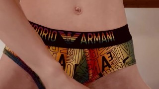 Horny twink playing with his cock😈