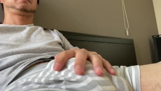 【素人オナニー】接写でイケメン既婚男子がデカチン手コキ射精