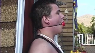 Busty brunette stunner has some fun with a horny guy