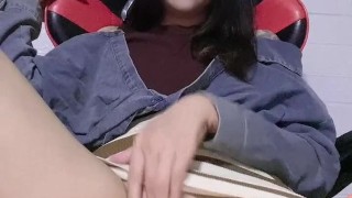 amateur masturbation Squirt 0060