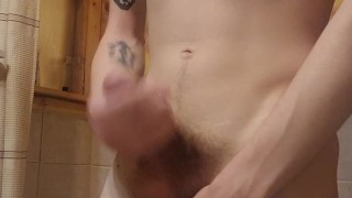 Fit teen jerking off in bathroom (cumshot)