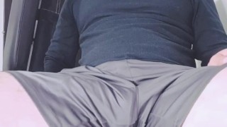 Bien caliente viendo una película.