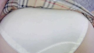 素人寝取られ 彼氏持ちのキャバ嬢にJKコスプレさせて69でフェラ抜きしてもらったよ。顔面にマンコ押し当ててくるから撮影しづらい(笑)