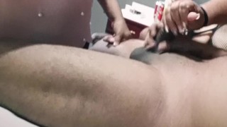 Ugly 20 year old girl inexperienced in sucking cock but the mature 70 year old woman teaches her