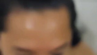 Tragándome el semen del guardia