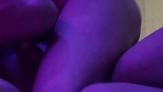 le doy por el culo a mi mucama!!