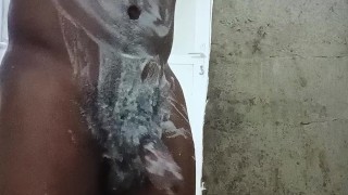 After a beautiful moment of jerking off follows a shower and wash off