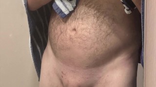 I just want to share my cock with everyone!