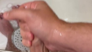 Fast fap in shower