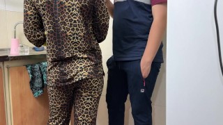 irani با یکی اشنا شدم میخواد همدم میخوام....سکس داستانی فارسی ایرانی