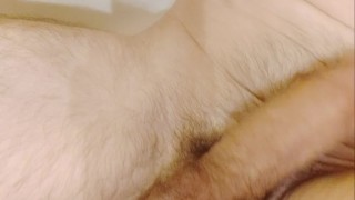 Hands free big dick cumming