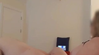 DOMINATRIX USES OBEDIENT MALE SLAVE/STRAPON FUCK/FACESITTING