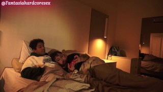 con mi hermanastro nos ponemos cachondos con un juego de peleas