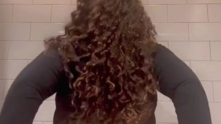 Teacher Caught in Class Popping Pussy