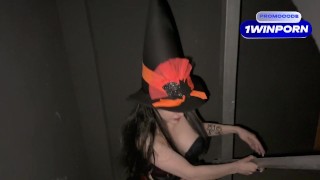 Persecucion termina en ANAL, MULTIPLES ORGASMOS,MAMADA. El video mas caliente 2024 - ft divinamaruuu