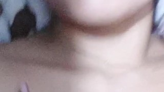 No es lo mismo tener a esta chica en tu cama solita