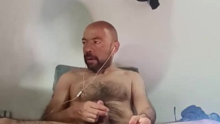 ACOMPAÑAME A VER PORNO
