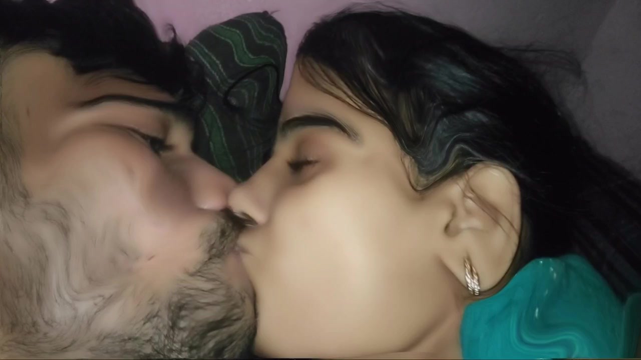 New cuple hard sex with wife full sex full romance video. -IndiansPorno