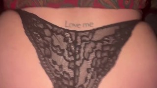 Follando a mi madrastra al aire libre ! Gemidos calientes!