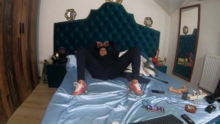 Preview-MilfyCalla- Masturbating and dancing while wearing sorts wear 209