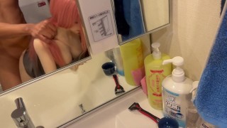 バスタオルの女