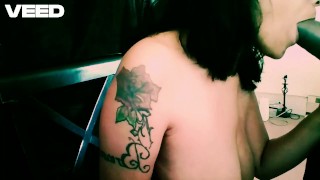 BBC CUCKOLD BLOW JOB SHADES ON FEMALE GLASSES CUM SHOT TITS