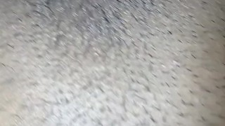 Morena tetona me chupa la polla y me la follo duro