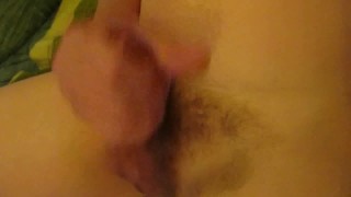 Masturbe (420) with one testicle
